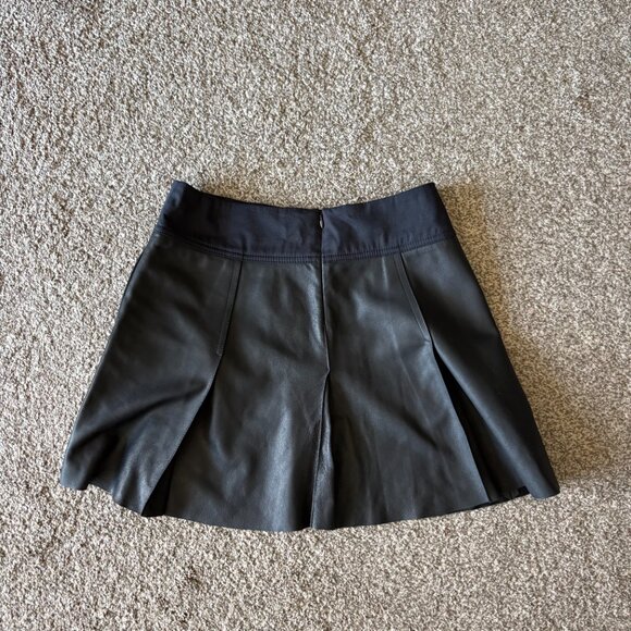 Vince Goat Leather Skirt Black Pleated Womens Designer Size 4 - Picture 4 of 4